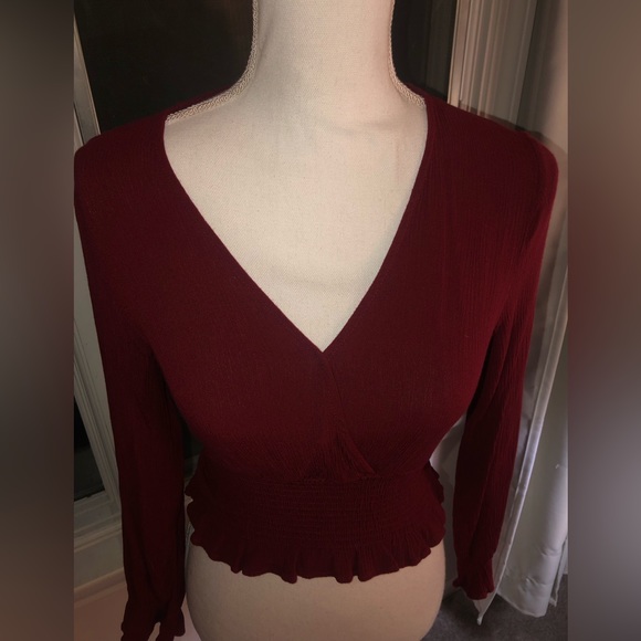 PAPER CRANE SMALL‎ RED LONG SLEEVE TOP - Picture 1 of 8